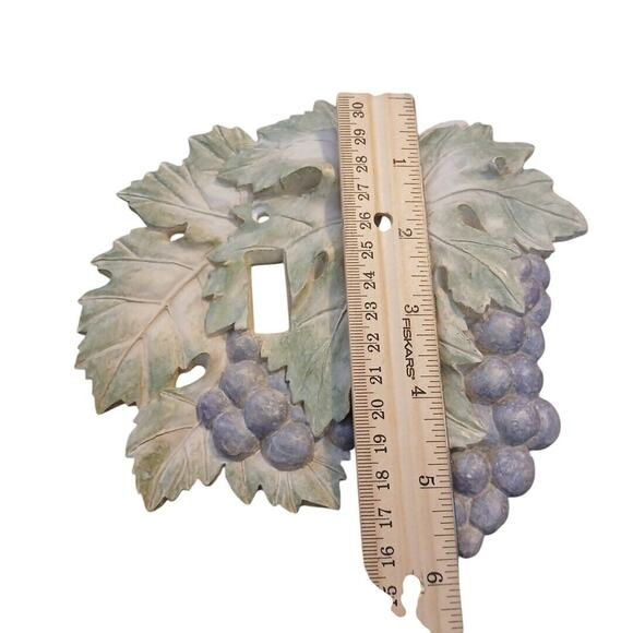 Vicki Lane Grape Vines Double Switchplate Outlet Cover 3D Sculpted Vintage - Picture 2 of 4